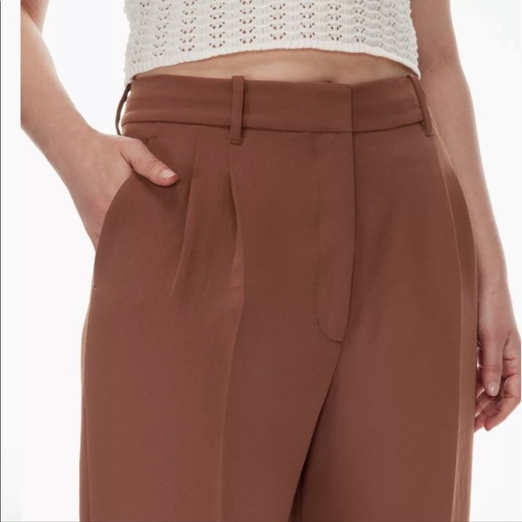 LOOKING FOR EFFORTLESS PANT - Picture 2 of 4